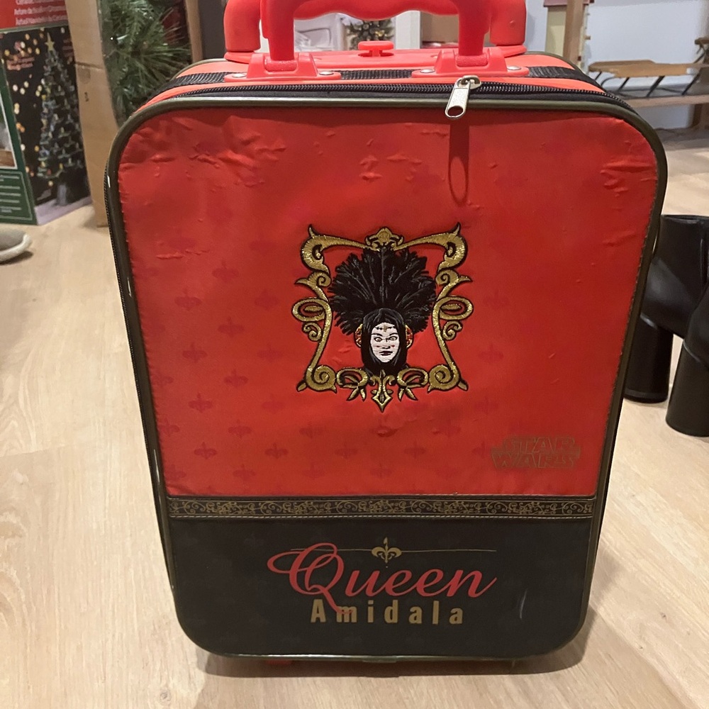 Star Wars Queen Amidala 1999 Red and Black Rolling Suitcase